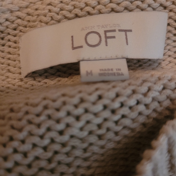 Ann Taylor Loft Cream And Black Striped Sweater M - Picture 7 of 7